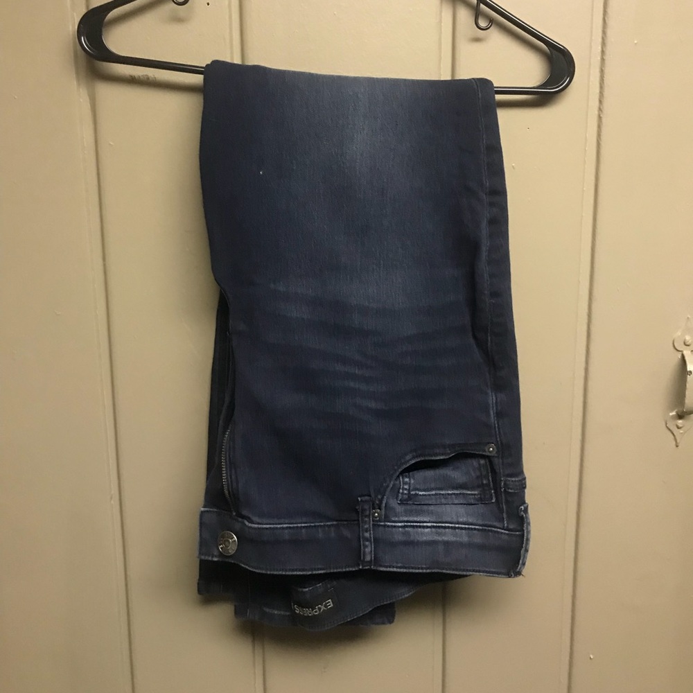 Express woman’s jeans.